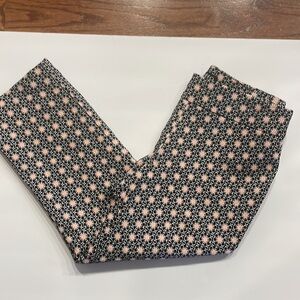 SOHO APPAREL LTD women’s cotton blend stretch Capri pants NWOT pink black Small